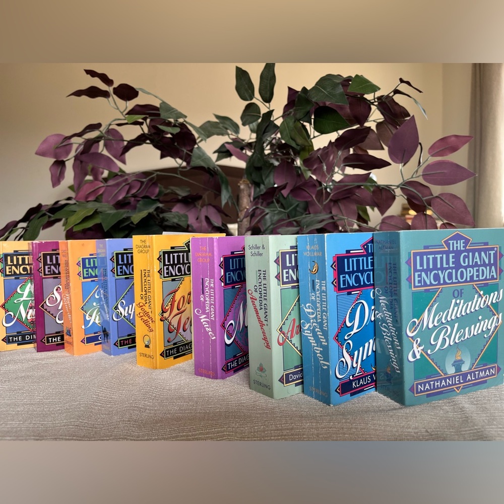 ✨The Little Giant Encyclopedia✨
✨✨✨📚Set of 12📚✨✨✨